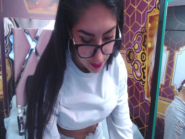 Live sex webcam photo for analia_lexx #255925884