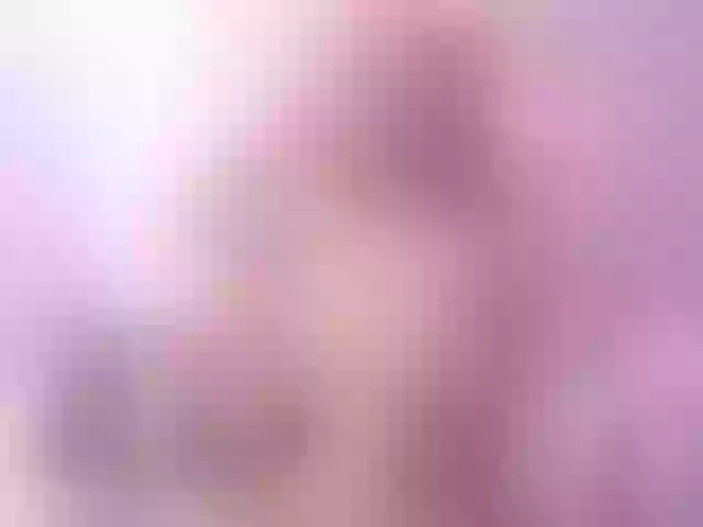 Live sex webcam photo for Sophie_pink18 #258667035
