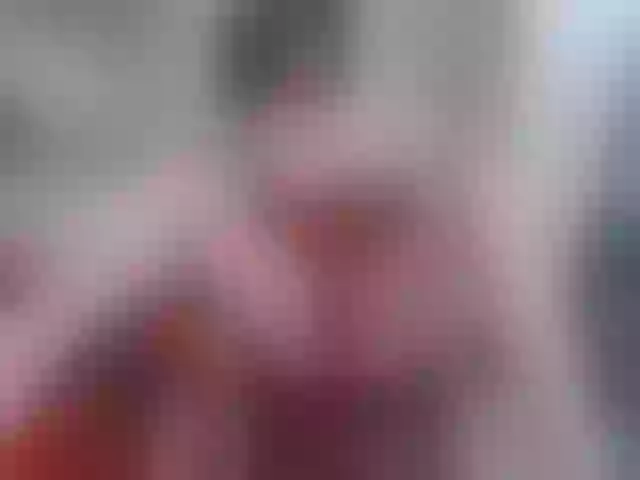 Live sex webcam photo for JullieMilf #255045729