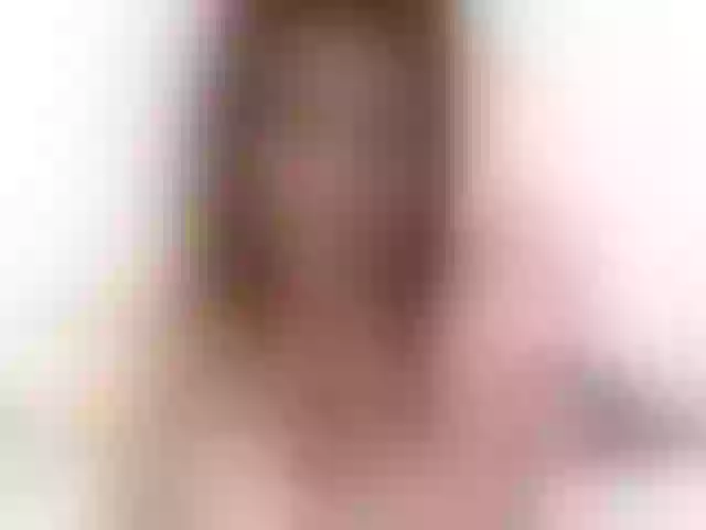 Live sex webcam photo for Carolineback #252394416