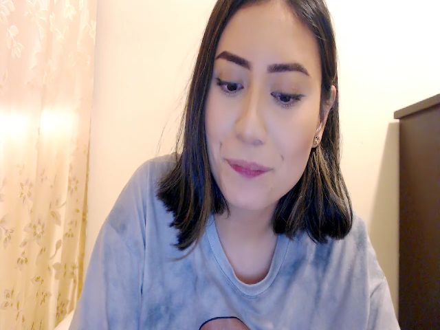 Live sex webcam photo for Day_Anna #252574154