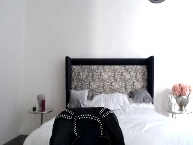 Live sex webcam photo for Kissofacobra #254520439