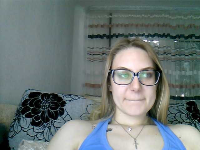 Live sex webcam photo for Blondik8889 #242811612