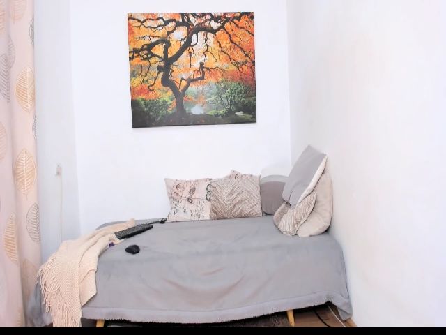 Live sex webcam photo for Ana_xo #253173176