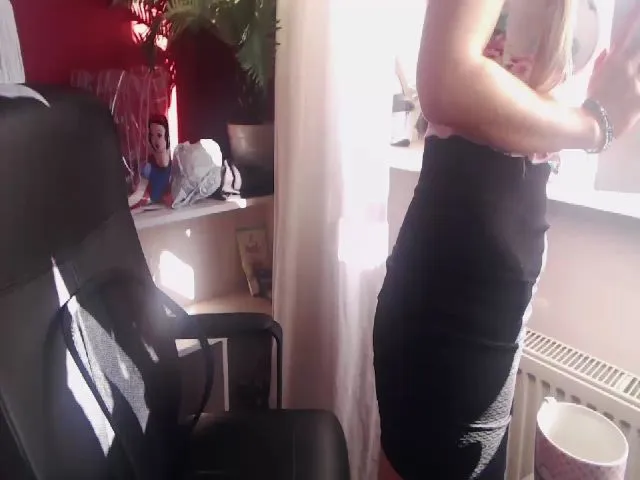 Live sex webcam photo for StarALENA #263179654