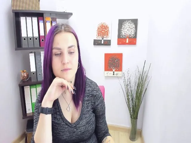 Live sex webcam photo for EvaMild #265183642