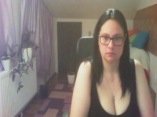 Live sex webcam photo for boosty4you #252290384