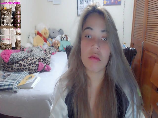 Live sex webcam photo for Meganhill_ #252665883