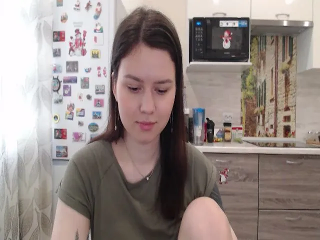 Live sex webcam photo for WonderXGirlXX #261401011