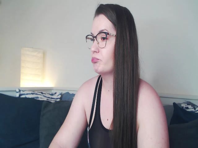 Live sex webcam photo for EveGoddes #253129417