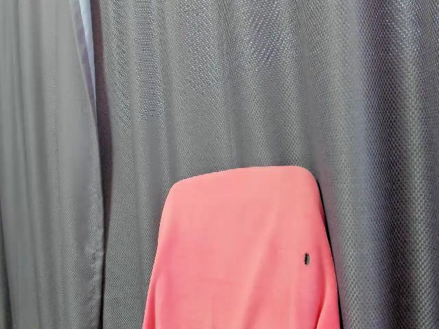 Live sex webcam photo for Blondyhotxx #258599909