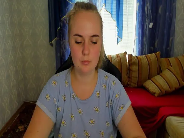 Live sex webcam photo for MaryKent #265456923