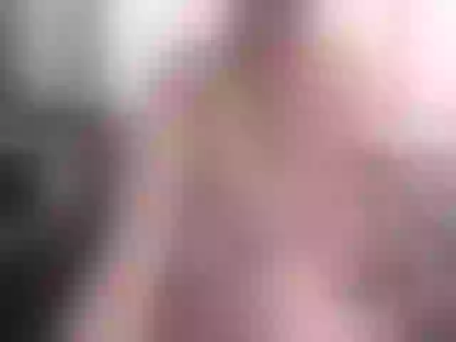 Live sex webcam photo for squirtblonde #261161538