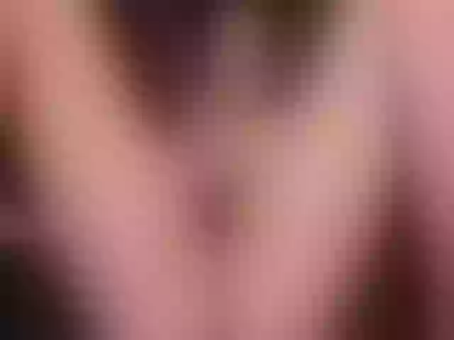Live sex webcam photo for JenniferLuvv #255912314