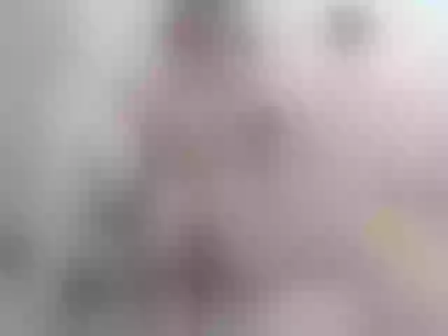 Live sex webcam photo for BeautyM27 #254061632