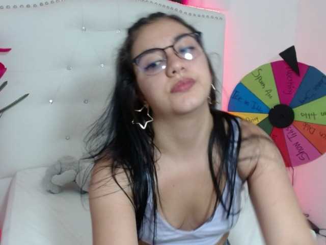 Live sex webcam photo for Sexy-Ruby #241129759
