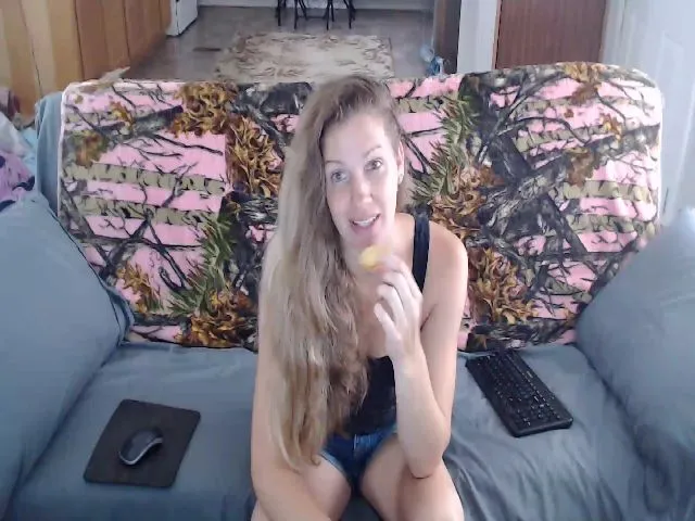 Live sex webcam photo for SouthernNSexi #252844333