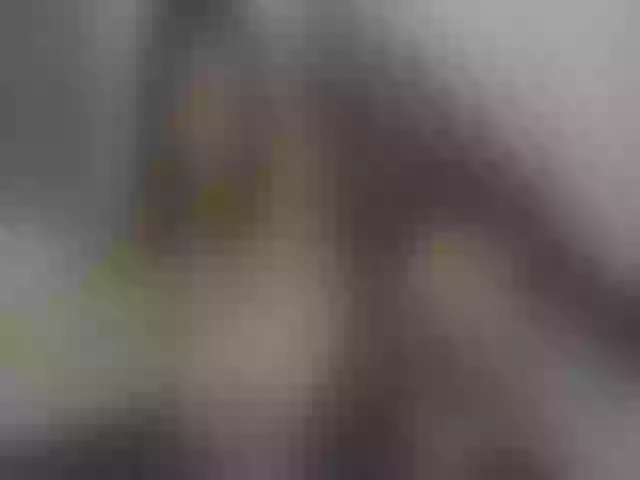 Live sex webcam photo for LittlePeach_ #263421594
