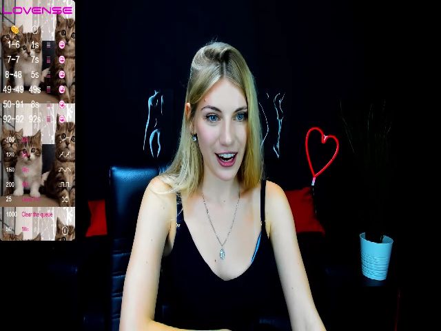 Live sex webcam photo for LiliManchest #262738235