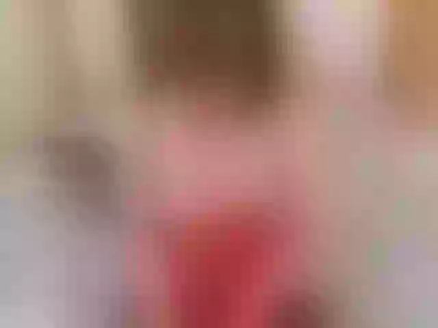 Live sex webcam photo for NaomiVood #247701723