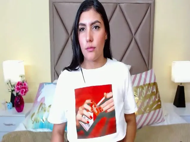 Live sex webcam photo for Mia_thompsons #263373145