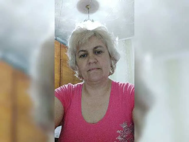 Live sex webcam photo for AngelaFamez #242254853