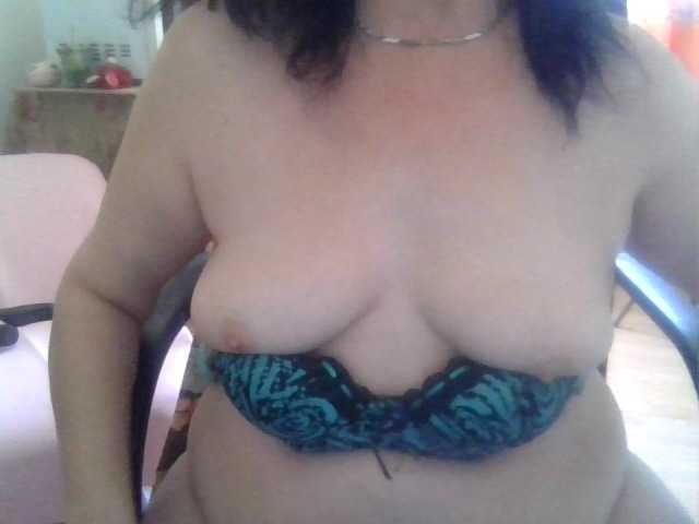 Live sex webcam photo for Eveania #240993145