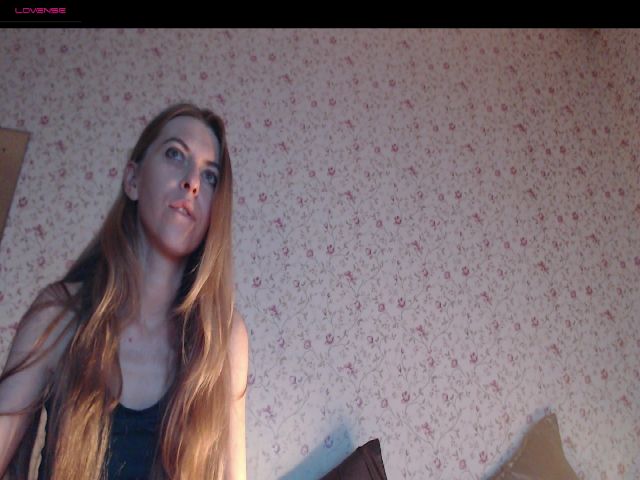 Live sex webcam photo for Miss_123_ #256315455