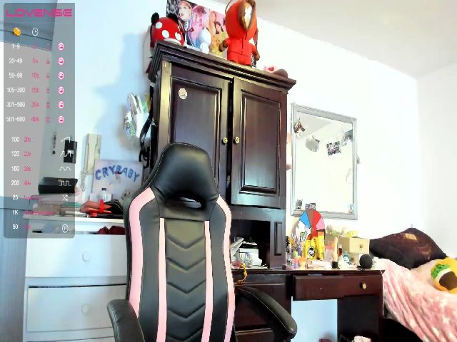 Live sex webcam photo for Cherrycute666 #256556020