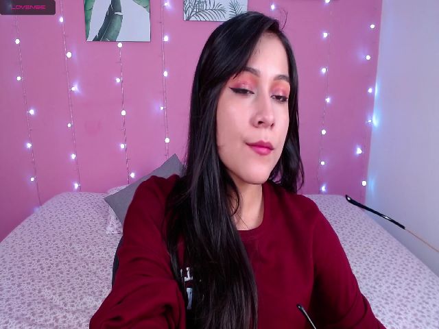 Live sex webcam photo for Eva_Collins2 #253878469