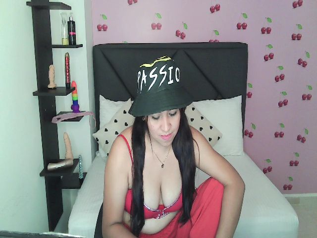 Live sex webcam photo for Lorena_lesli #253905075