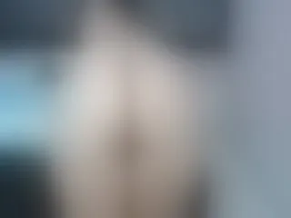 Live sex webcam photo for Candy_Holes #251680953