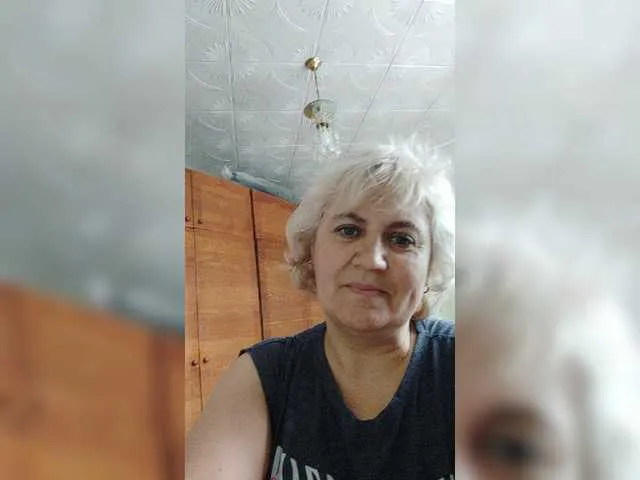 Live sex webcam photo for AngelaFamez #241985257