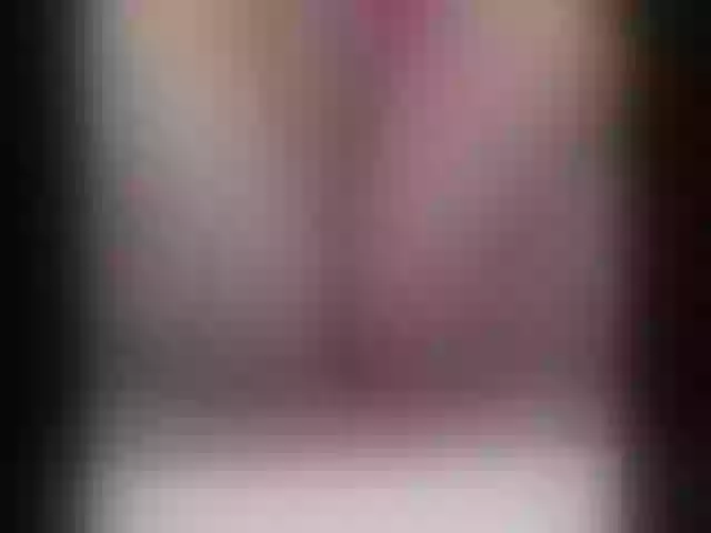 Live sex webcam photo for LustyJuliaXXX #258373222
