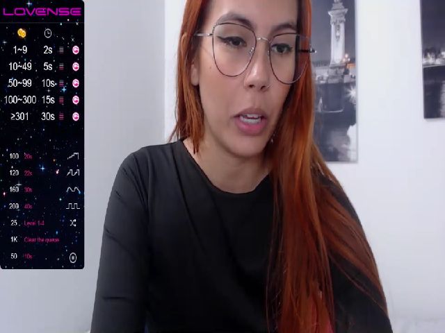 Live sex webcam photo for Alessiafioore #254491184