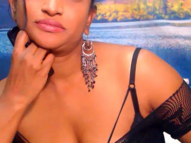 Live sex webcam photo for Indianspicey #256023031