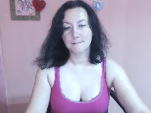 Live sex webcam photo for LexiFox_ #253054589