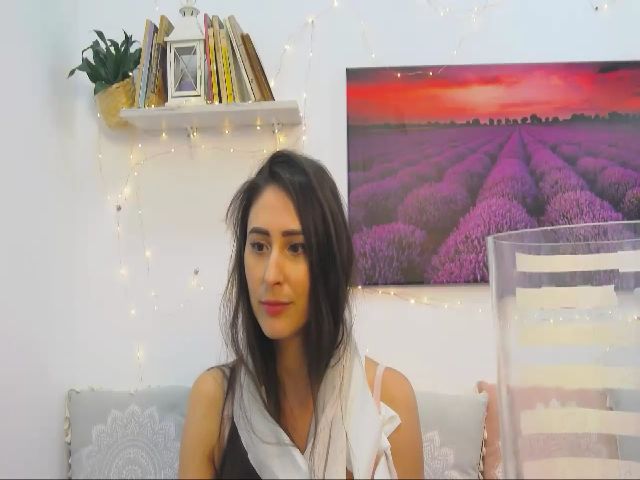 Live sex webcam photo for MaraW #252861539