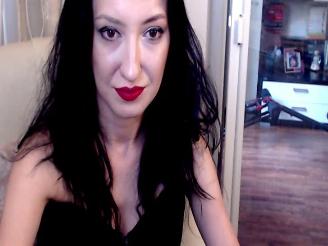 Live sex webcam photo for MistressNadia #263588131
