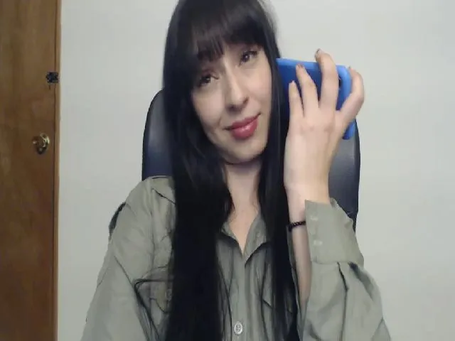 Live sex webcam photo for Kattyduque #253221815