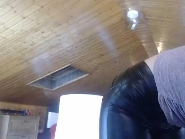 Live sex webcam photo for Wildtequilla #240912058