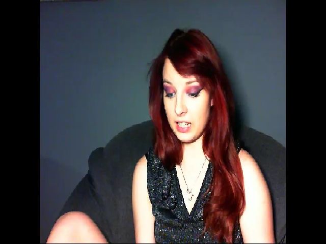 Live sex webcam photo for VirginLuna18 #259449862