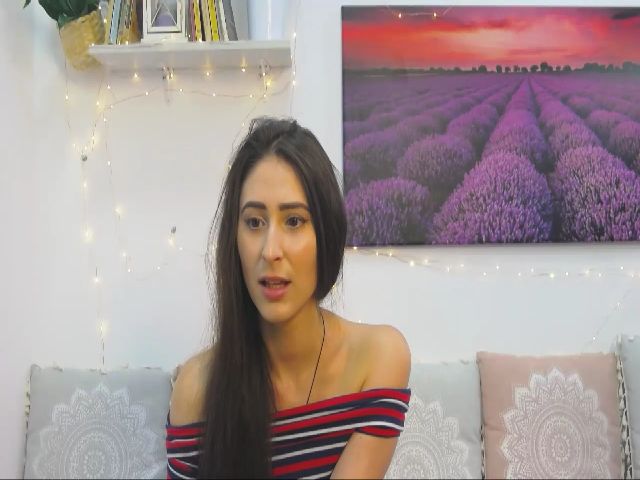 Live sex webcam photo for MaraW #253793922