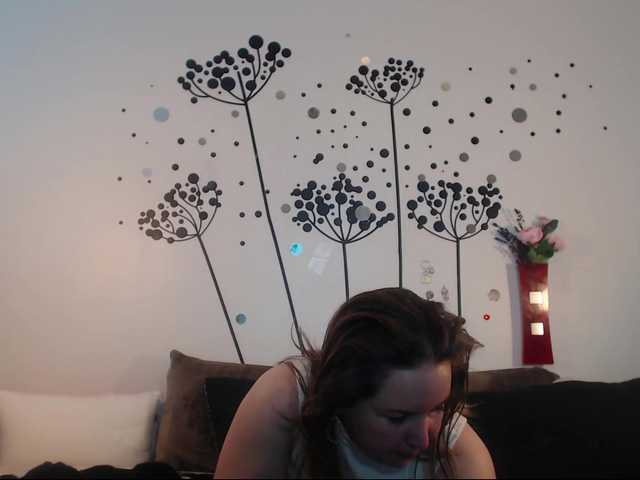 Live sex webcam photo for titanic-tits #240996067