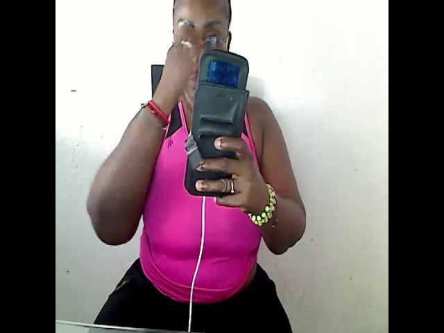 Live sex webcam photo for Assbigxhot9 #256052829