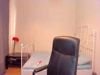 Live sex webcam photo for O1iv1a #252235420