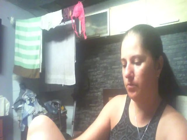 Live sex webcam photo for MGabrielle #261170894
