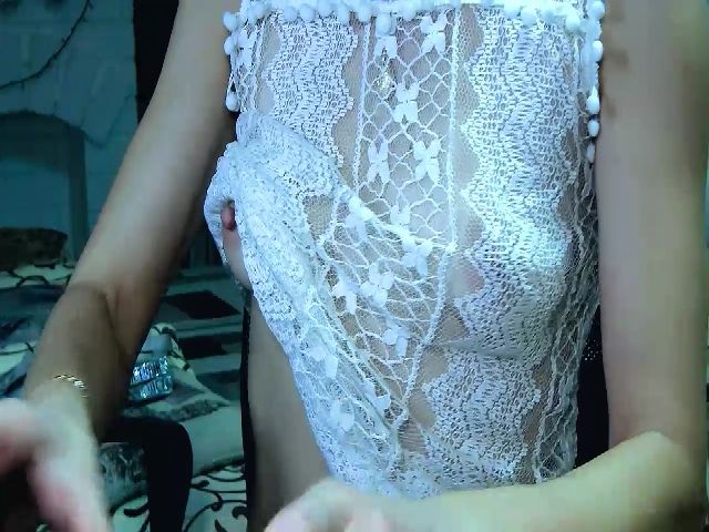 Live sex webcam photo for XeniaMilf #260723858