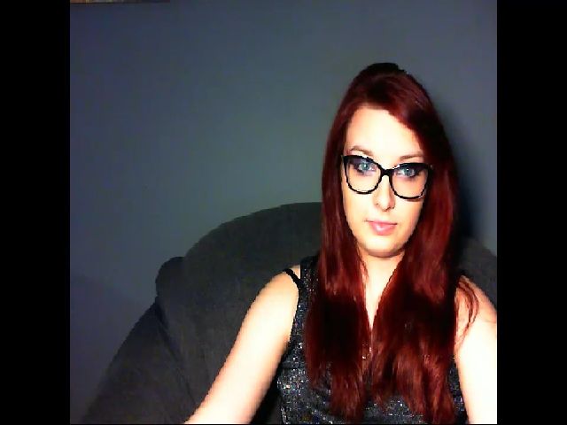 Live sex webcam photo for VirginLuna18 #259339579