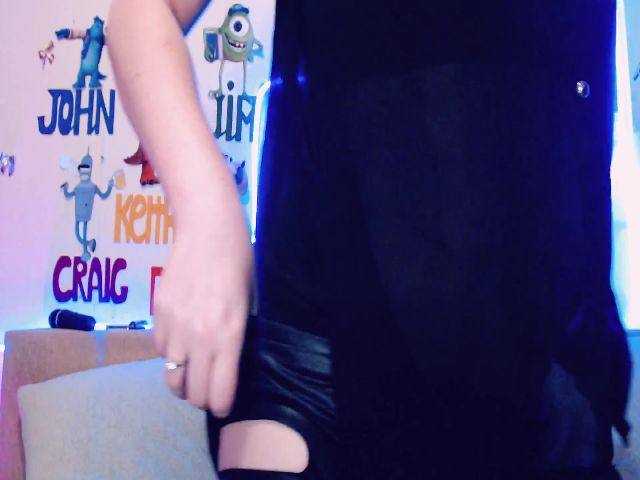 Live sex webcam photo for Nika_Cakes #264403256